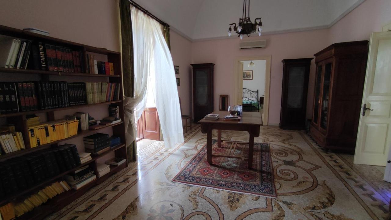 Casa Resci - Dimora Del 1884 Acomodação com café da manhã Tricase Exterior foto